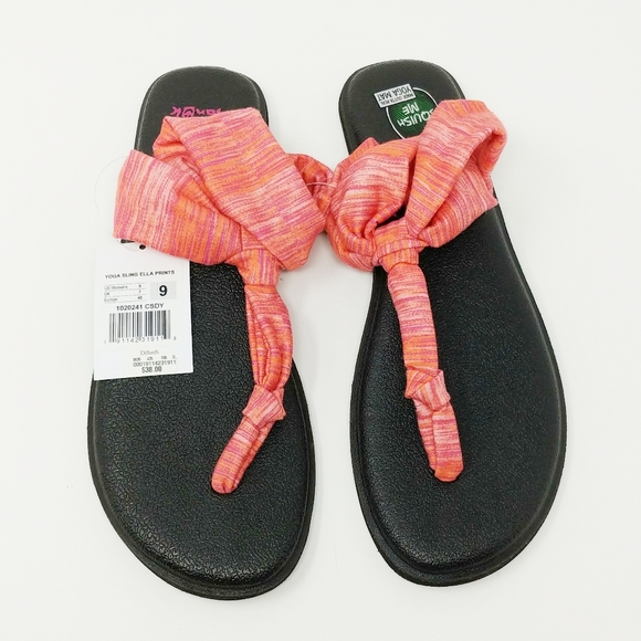 sanuk pink
